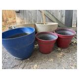 Lot of Plastic Planters