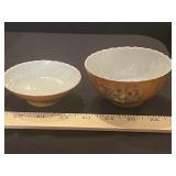 2 Small Dishes