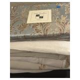 Lot of Linens