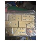 Vtg. Dominoes