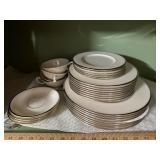 Lenox' Monteclair Dishes