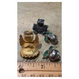 Lot of Vintage Pins