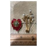 2 Vintage Brooches