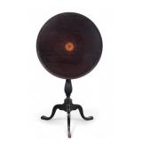 Queen Anne Style Flip-Top Table Queen Anne Style Flip-Top Table