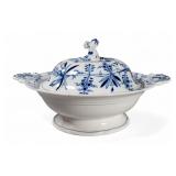 Meissen Blue Onion Covered Vegetable Meissen Blue Onion Covered Vegetable