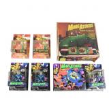 7 Mars Attacks Action Figures & Model Kits