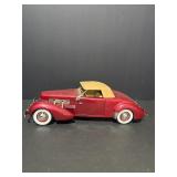 Signature Models 1:18 Scale 1937 Cord 812 Converti