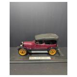 Signature Models 1:18 Scale 1917 REO Touring   Die