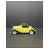 Danbury Mint 1:24 Scale 1934 Ford Convertible Coup