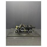 Ford Model T Touring Die-Cast Model   Black   Disp