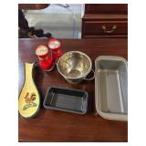 Assorted Kitchen Items