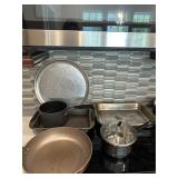 Kitchen Pots/Pans and Cooking Items
