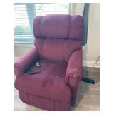 Recliner Chair that Lifts