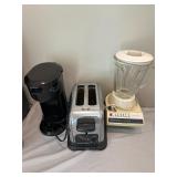 Assorted Kitchen Items