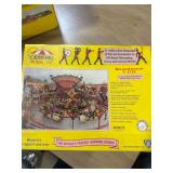 Vintage New in Box IHC #5132 HO Scale Carnival Dan