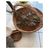 Assorted Basket Lot