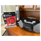NAXA Radio and HD Antenna Lot