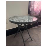 Folding table