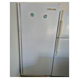 Upright freezer
