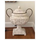 Heavy vase