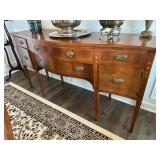 Elegant Federal-style Mahogony Sideboard