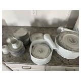 Crescent by Ranmaru China Set