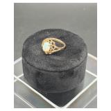 10kt Yellow Gold & Opal Ring