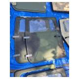 SET OF 2 SOFT FRONT DOORS WITH HANDLES (GRN)
