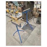 2 MATERIAL ROLLERS