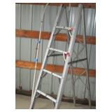 FOLDING CAMP TRAILER