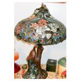 STAINED GLASS LAMP