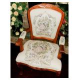 ARM CHAIR