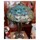 STAINED GLASS TABLE LAMP