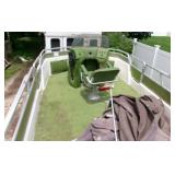 DECK BOAT