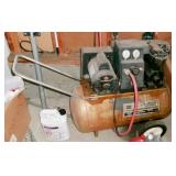 AIR COMPRESSOR