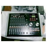TASCAM DP02 PORTASTUDIO