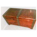 CEDAR CHEST