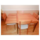 TEAKWOOD TABLE SET