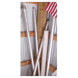 FLAG POLE