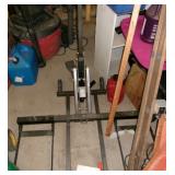 LAWN TRACTOR LIFT