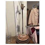 Vintage lamp with ceramic base untested