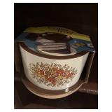 NIP metal cake carrier/plate