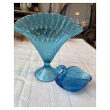 Vintage L.E.Smith/Fenton Blue Diamond fan and swan