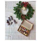 Christmas-nativity, ornaments, wreath