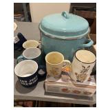 Stock pot, coffee, mugs, et