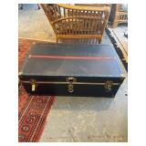 Vtg storage trunk 36"x20ï¿½x13ï¿½