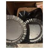 Assorted baking pans