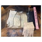 Vintage ladies gloves some leather