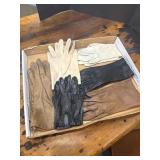 Vtg womenï¿½s gloves, some leather