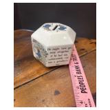 Peter rabbit Wedgewood bank